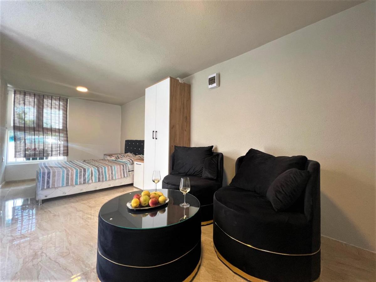 Apartments Melek Medulin Zewnętrze zdjęcie