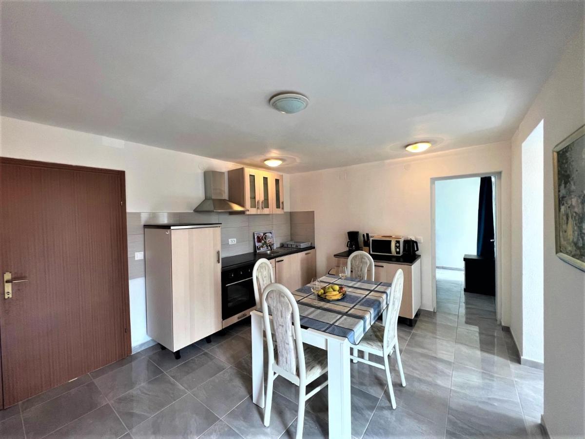 Apartments Melek Medulin Zewnętrze zdjęcie