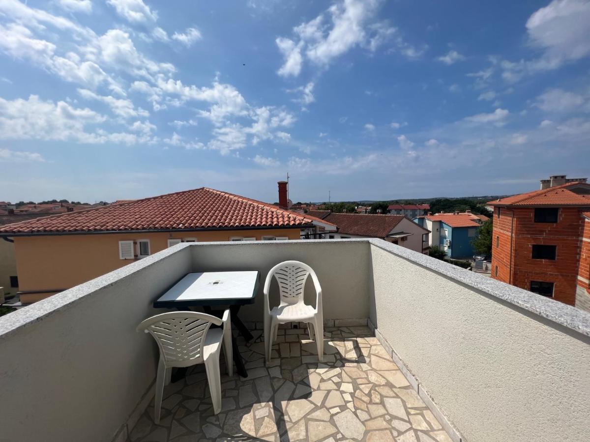 Apartments Melek Medulin Zewnętrze zdjęcie